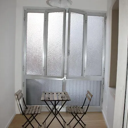 Vicolo Leoni Suites *